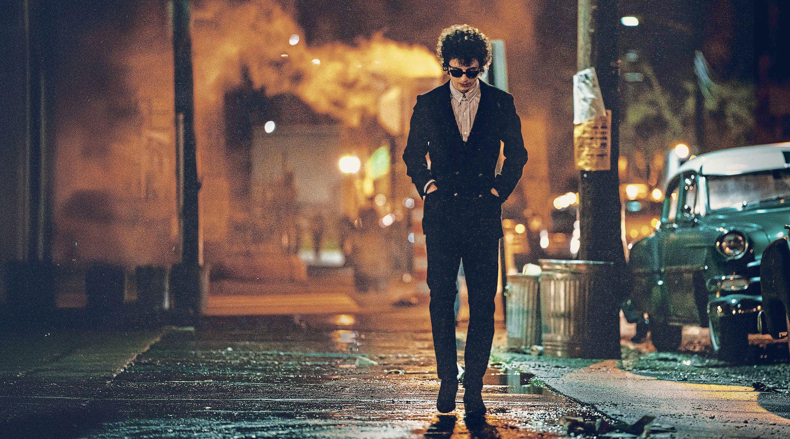 Timothée Chalametis electrifying as Bob Dylan