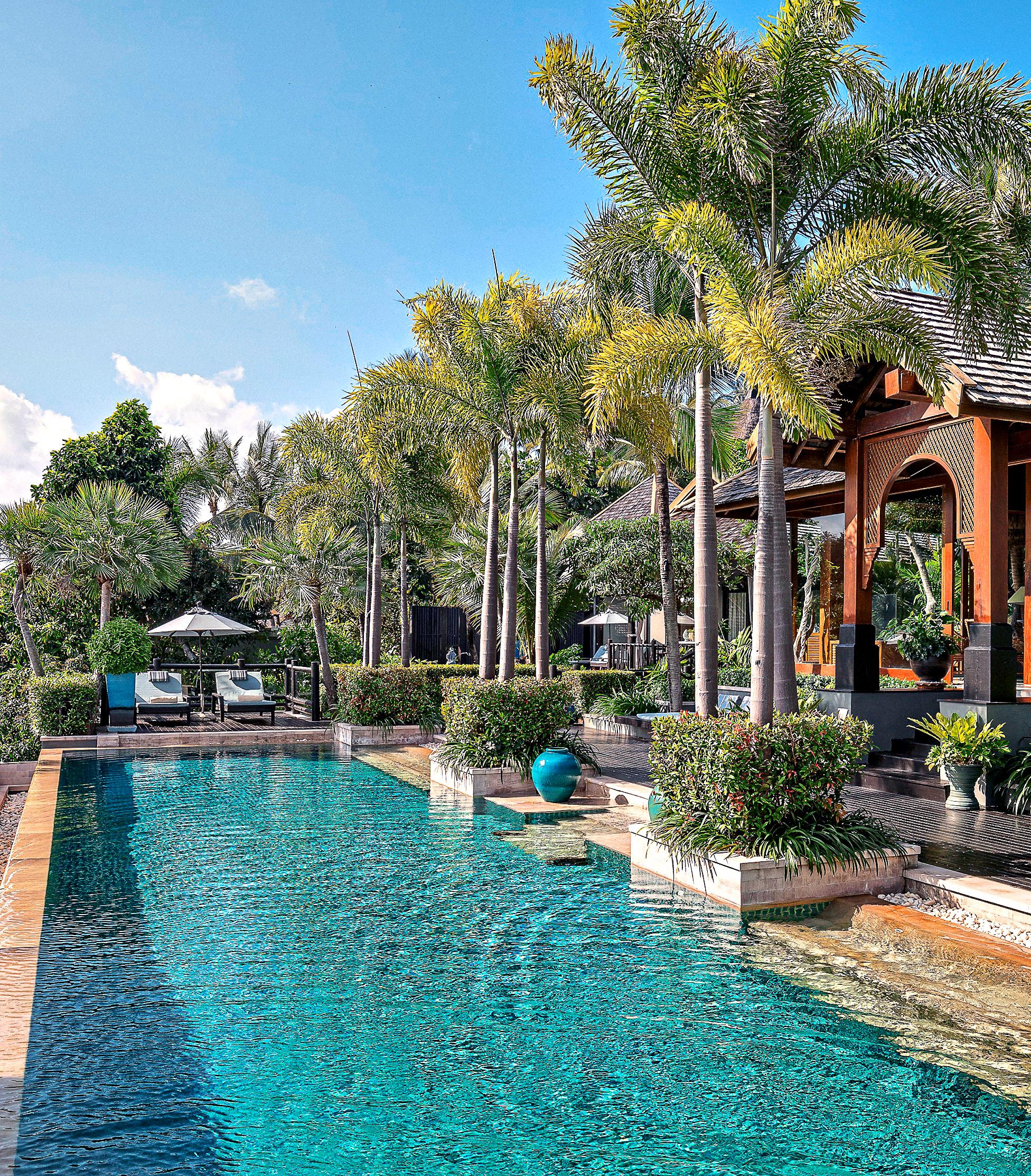 THE COOL TRAVEL GUIDE TO 2025