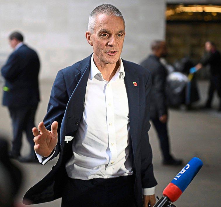 BBC bosses quit amid scandal over doctored speech