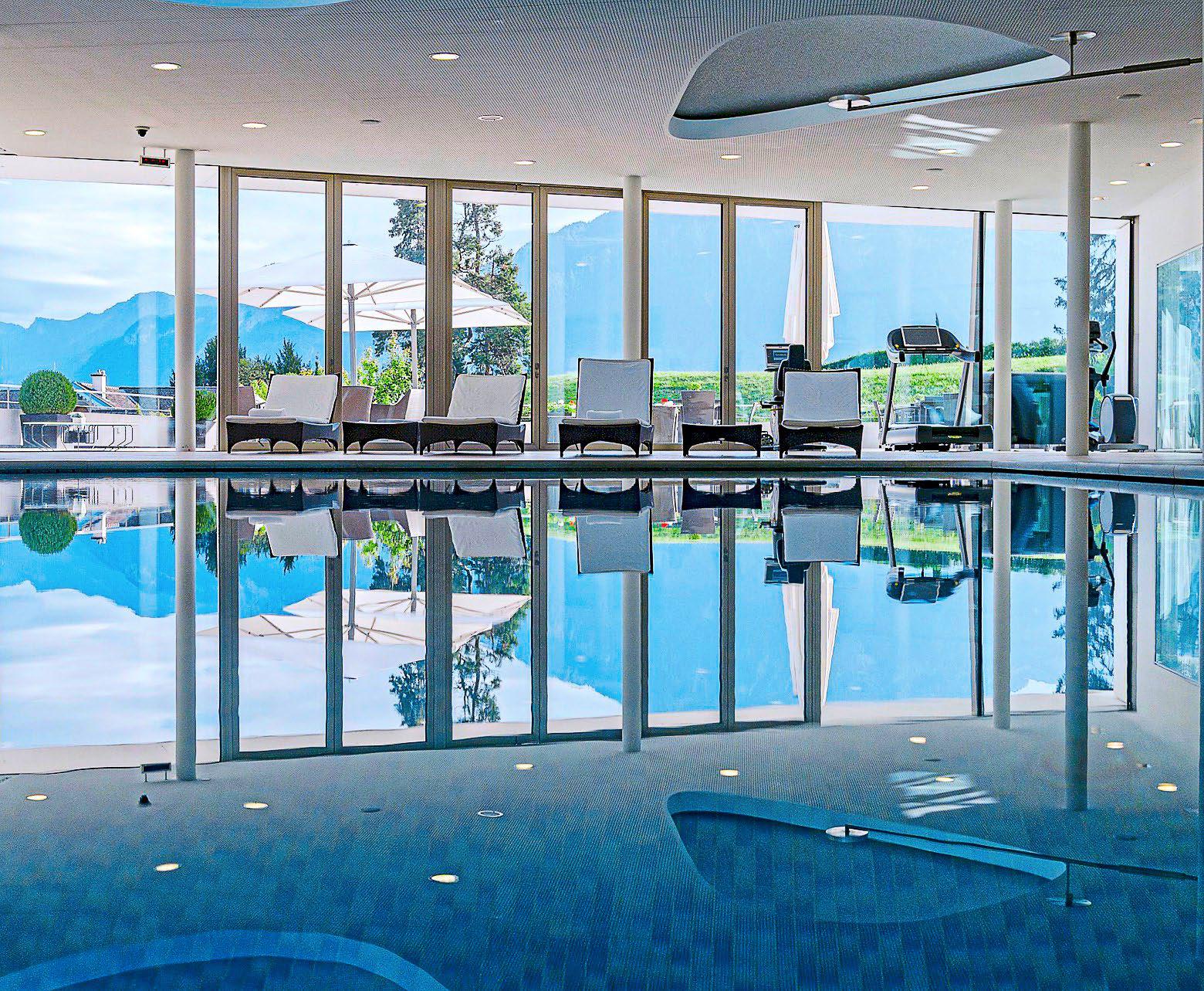 INSIDE THE LONGEVITY CLINIC TO THE STARS