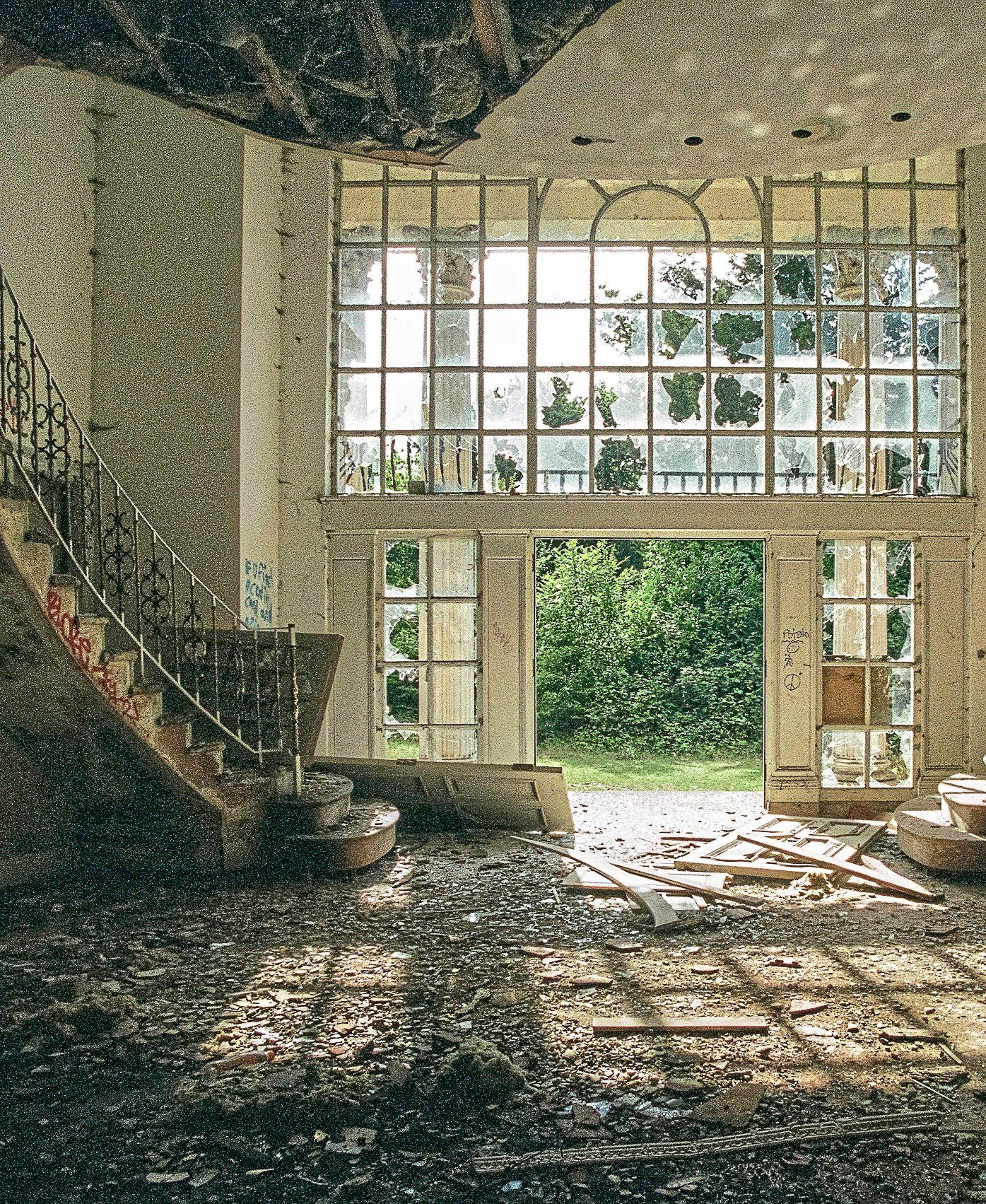 Is London's Billionaires' Row really back in business?