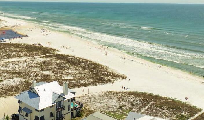 White-sand beaches and oyster towns on Florida's Gulf
