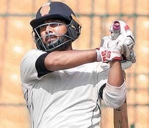 Ravi and Tanay spare the blushes for Hyderabad