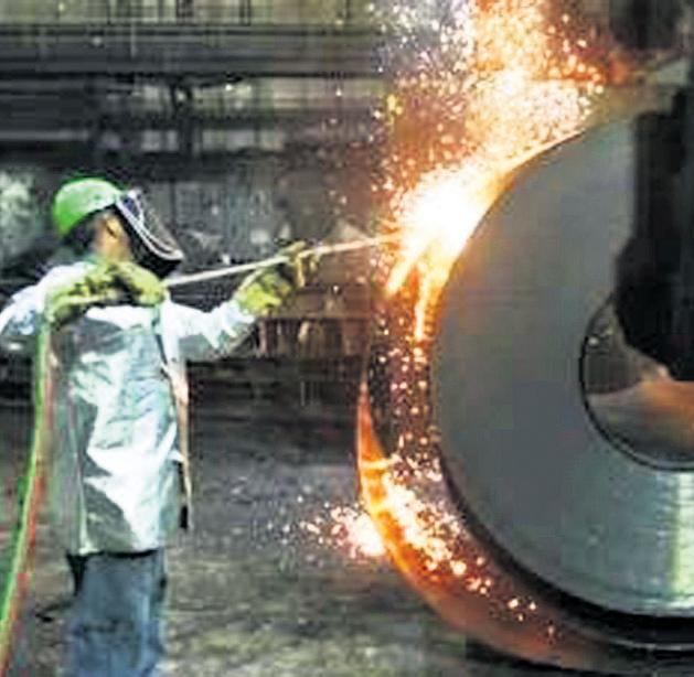 IIP growth at 6-month low of 2.9%