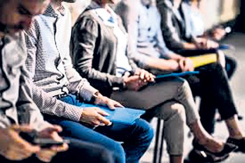 Hiring outlook: 45% cos plan to recruit in FY26