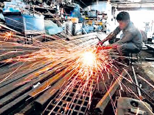 Growth outlook at risk: FinMin report