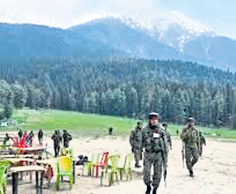 Congress asks PM to teach lesson to Pak