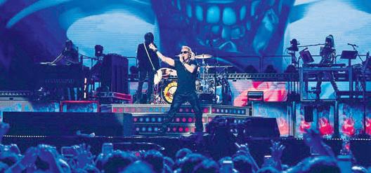 Guns N' Roses rekindles nostalgia at Mumbai concert