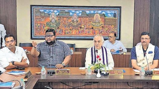 Gajapati questions ISKCON'S silence over 'Jagannath Dham'