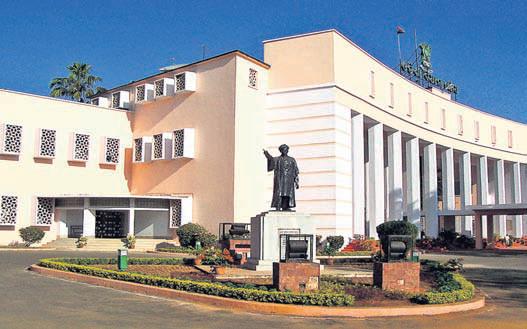 Odisha revises vehicle hiring rates for officials