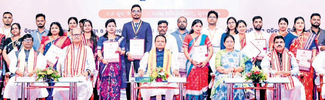 Prioritise justice for poor: CM to new recruits