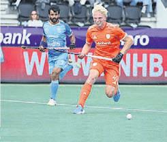 Wasteful India lose Dutch test