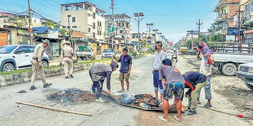 Manipur Police's unique approach for protest mgmt