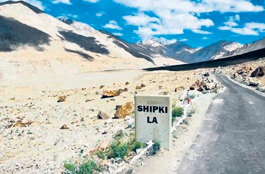 Now, tourists can travel to Shipki-La sans curbs