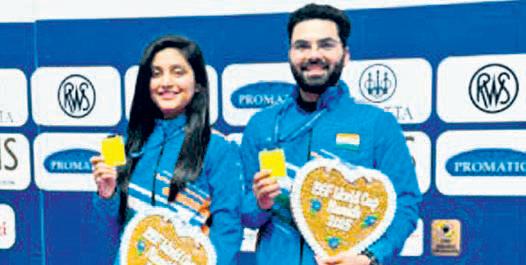 Dominant Arya-Arjun shoots down gold