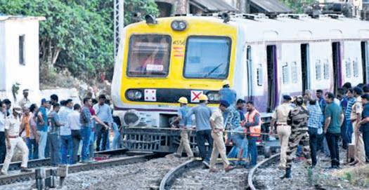HC raises alarm over commuter deaths on Mumbai local network