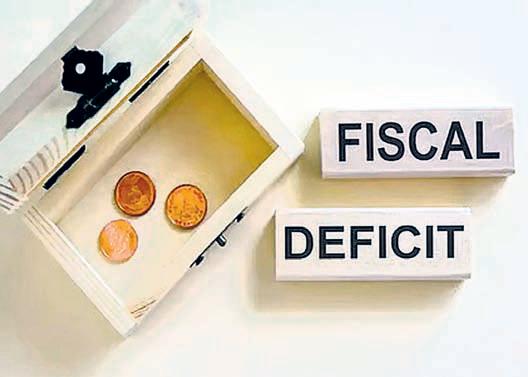 Fiscal deficit slips to 0.8%
