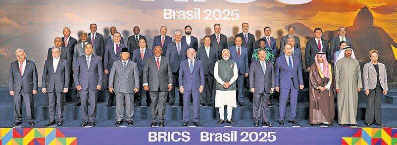 Trump warns extra 10% tariffs on BRICS