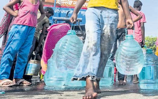 Bengali-speaking migrants slum cut off from basic services