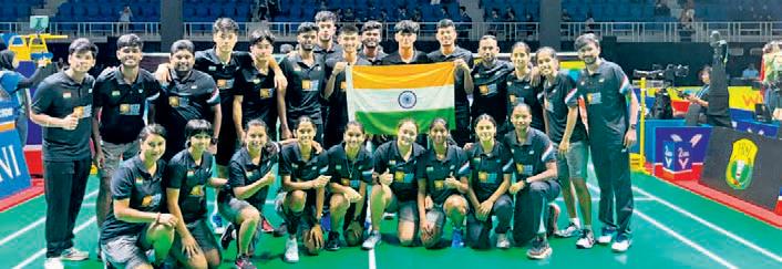 India mixed team storm into QF