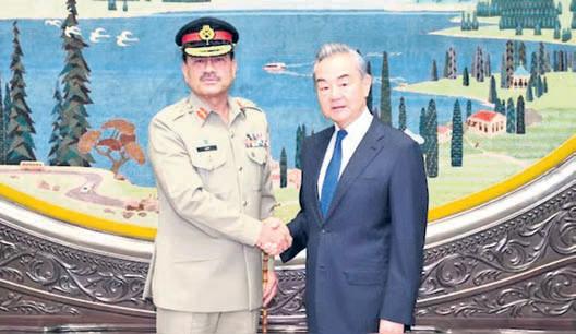 Munir visits China