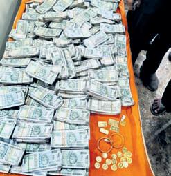 ₹1.44CR, 1.5KG GOLD IN FOREST OFFICER'S 'SECRET TREASURY'