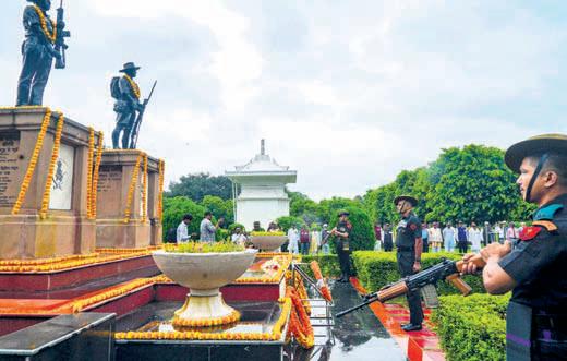 India pays tributes to Kargil bravehearts