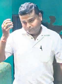 Teacher detained for molesting girls