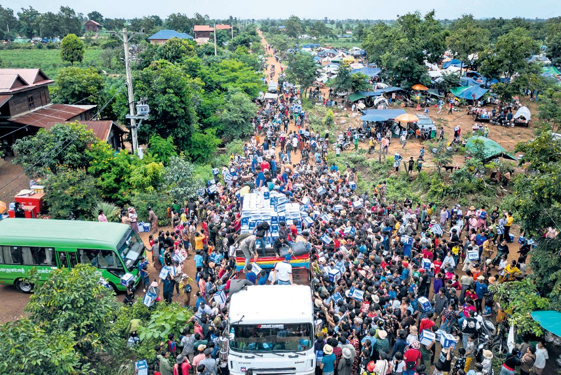 Thailand, Cambodia trade fresh attacks