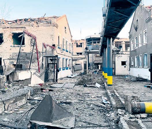 Defiant over US threats, Russian strikes kill 22 civilians in Ukraine