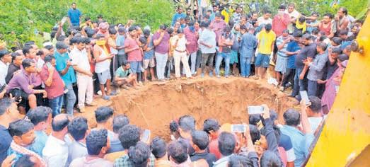 Man detained for killing wife, mother-in-law