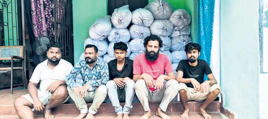 5 held for smuggling 4.31 quintal ganja hidden in cashew shell load