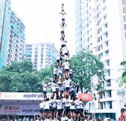 Min claims world record as Govindas form 10-layer human pyramid at Thane