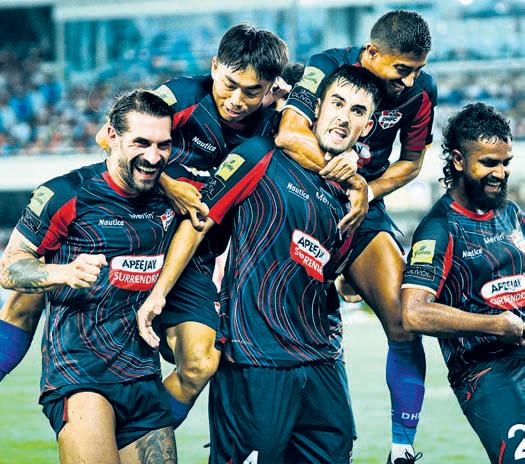 NEUFC seek dominance, Diamond Harbour FC chase history