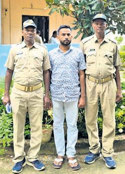 Man performs delivery sans medical degree; held for killing 2