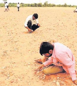 Monsoon sparks ‘diamond rush’, villagers turn fortune hunters