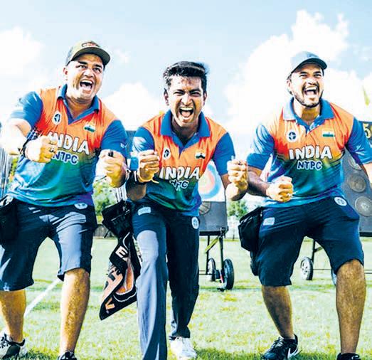 Bullseye: Archers strike historic compound gold