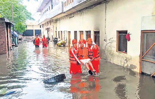 PUNJAB FLOODS ₹20K compensation for per acre crop damage