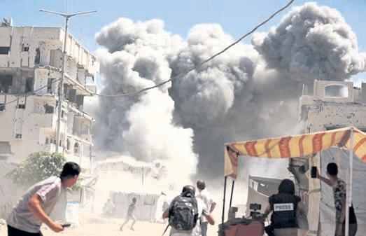 Israel intensifies Gaza bombing as Rubio arrives