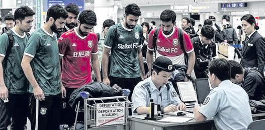 'Fake' Pak football team deported from Japan