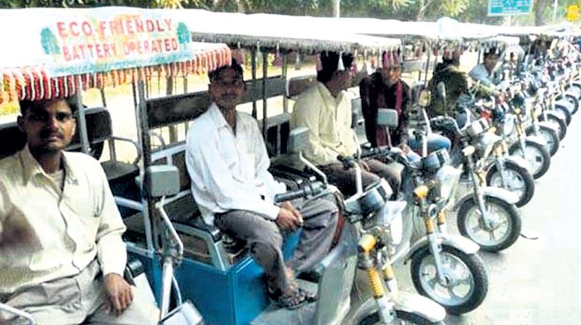 Bengal makes e-rickshaw registration mandatory