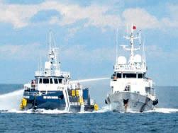 Philippines, China trade blame over SCS vessel clash