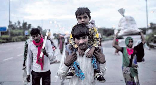 Long distance, insecure jobs keep Bihar migrants from voting in polls