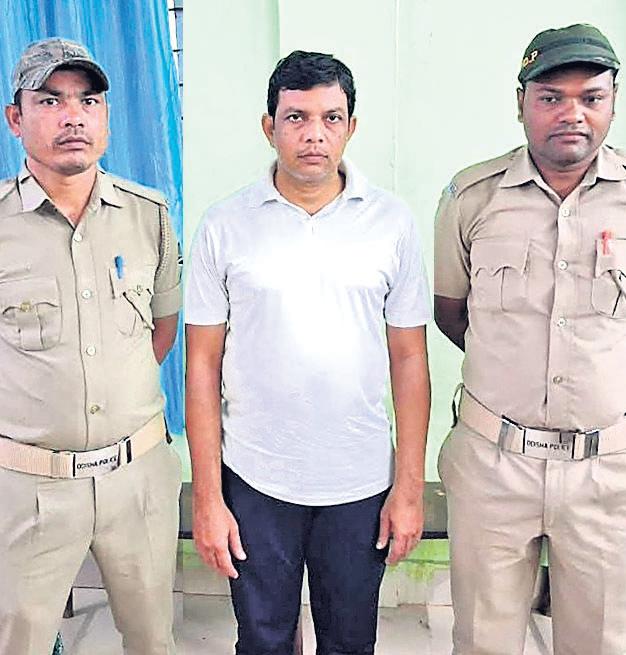 Fake caste certificate lands Paikmal block vice-chairman in jail