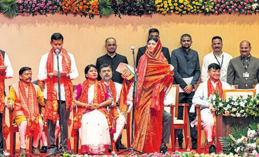 Mega Guj Cabinet rejig: CM brings 19 fresh faces