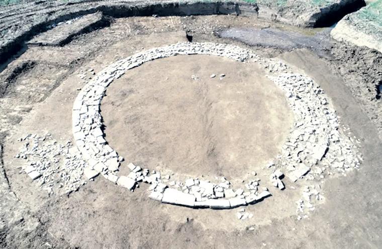 Extremely rare Roman-era tomb discovered