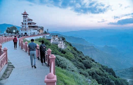 Tourists flocking to Uttarakhand