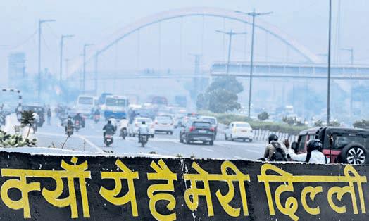 Delhi gasps for breath as toxic haze engulfs city