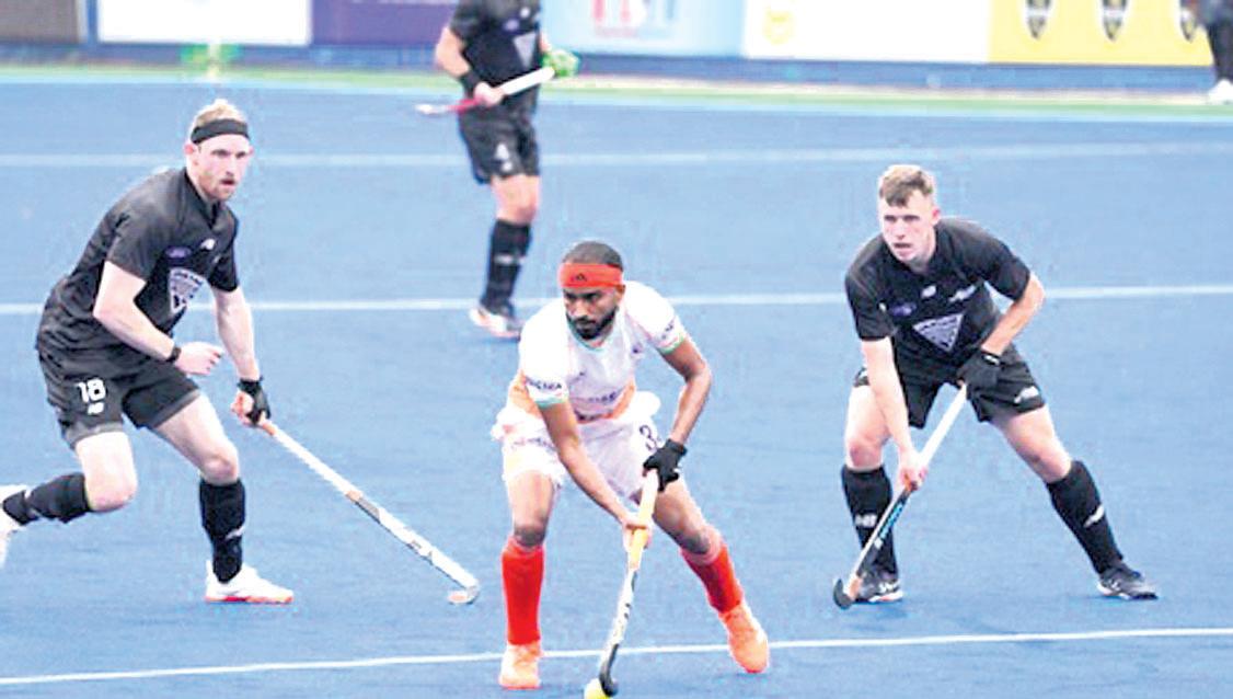 India conquer Black Sticks