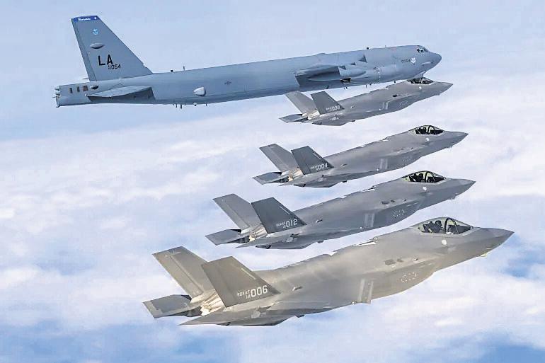 Global arms sales hit record $679bn